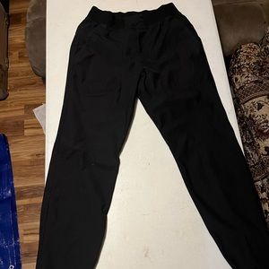 Men’s LuLu lemon joggers SLIM - Size Small